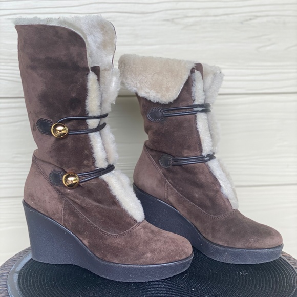 AUTHENTIC COACH fur boots with gold buttons - rare - Picture 1 of 5